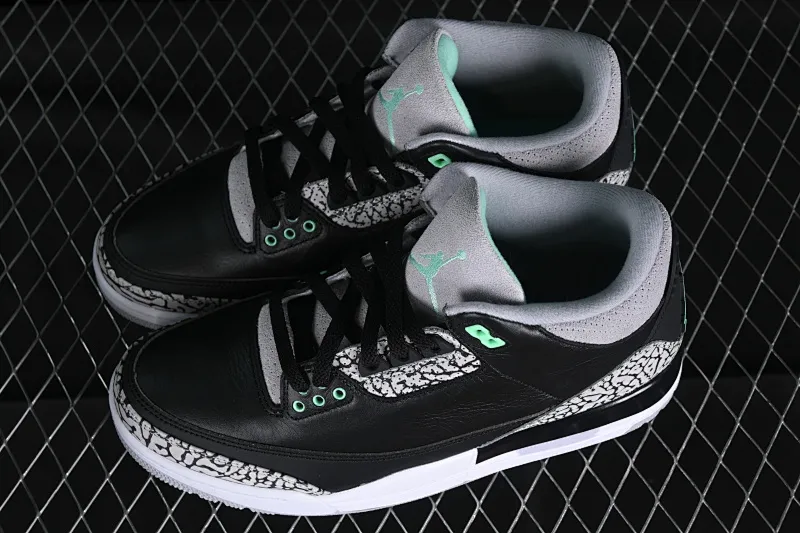 All categories Air Jordan Jordan series basketball shoes Air Jordan 3 LW version Air Jordan 3 "Green Glow" AJ3 Joe 3 black and green CT8532-031